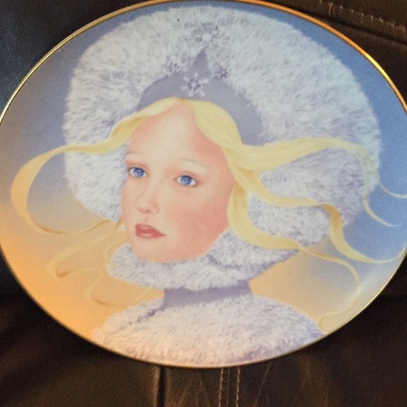 Dolores Valenzuela princess snowflake plate🌷🌷🌷 - Picture 5 of 5